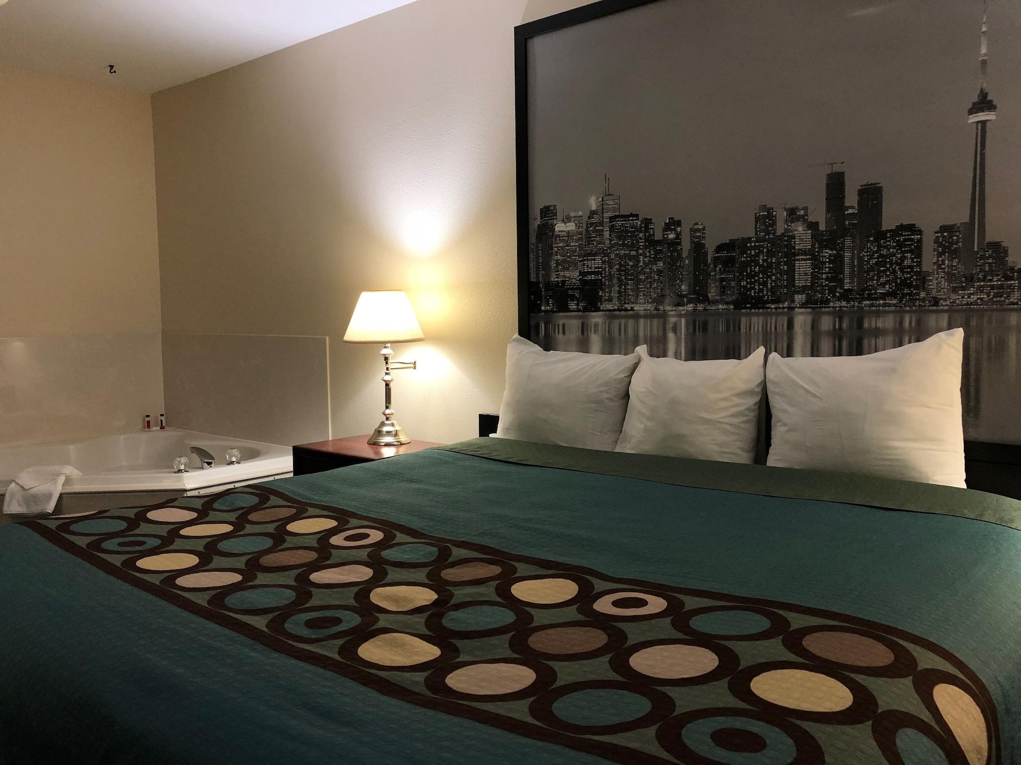 Super 8 By Wyndham Moose Jaw Sk Otel Dış mekan fotoğraf
